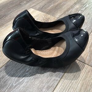 Black Ballet Flats